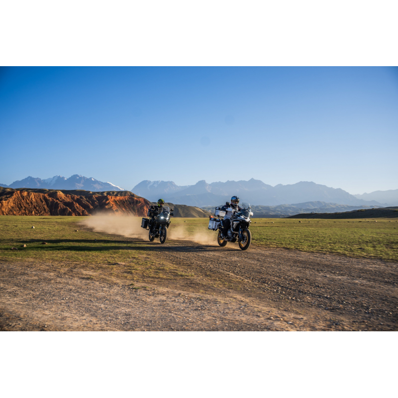 CFMOTO 700MT Advanced (ABS)